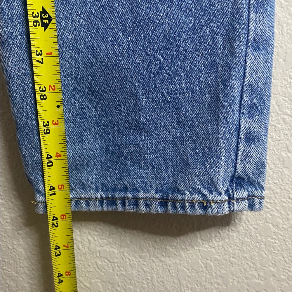 🛍️PacSun Women’s ‘Dad Jeans’ in the shade Medium Indigo! - Picture 7 of 12